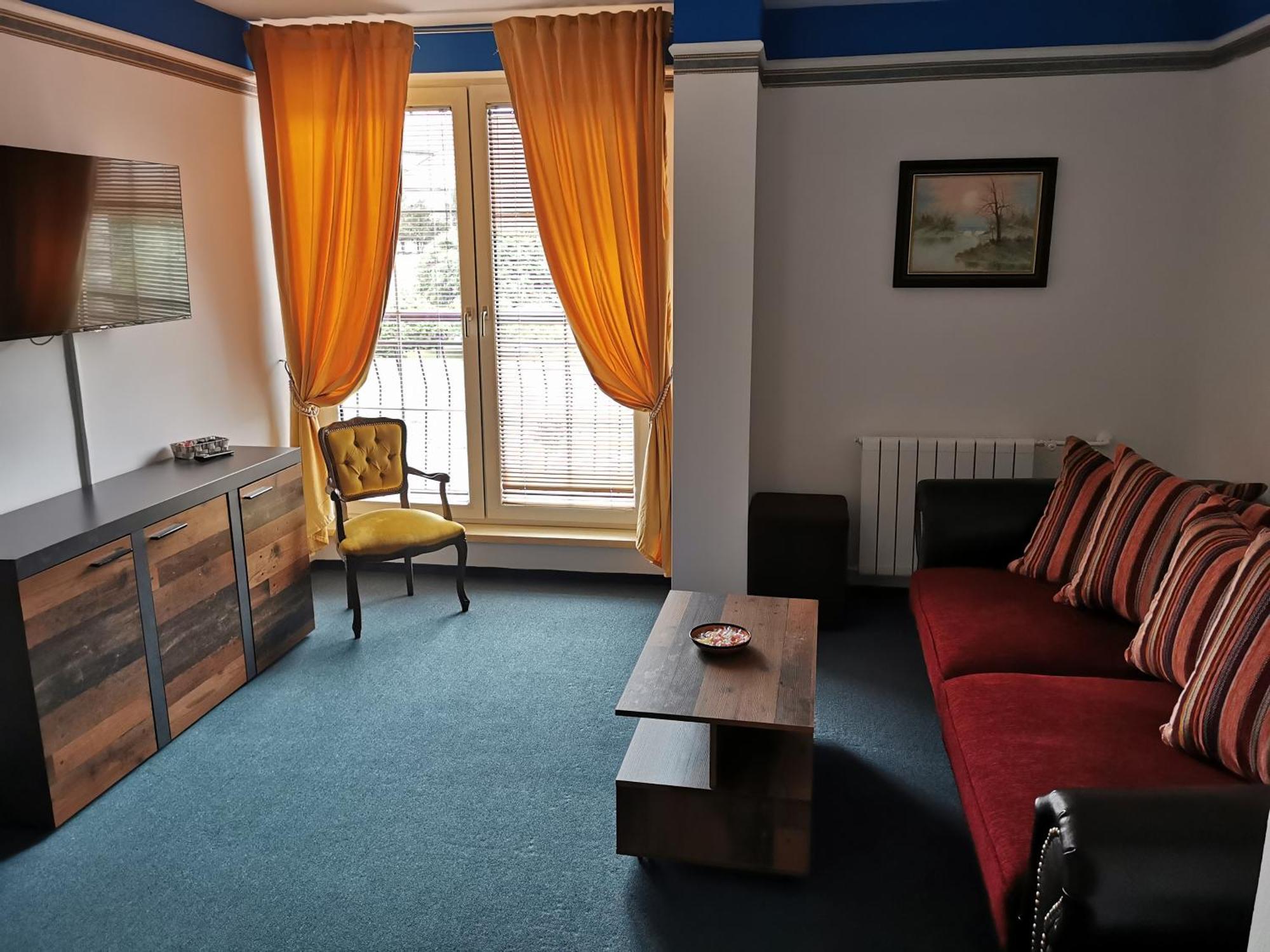 Hotel Diana Nové Mesto nad Váhom Habitación foto